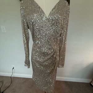 City Chic Nude champagne Razzle Sequin Size XS (14W) NWT